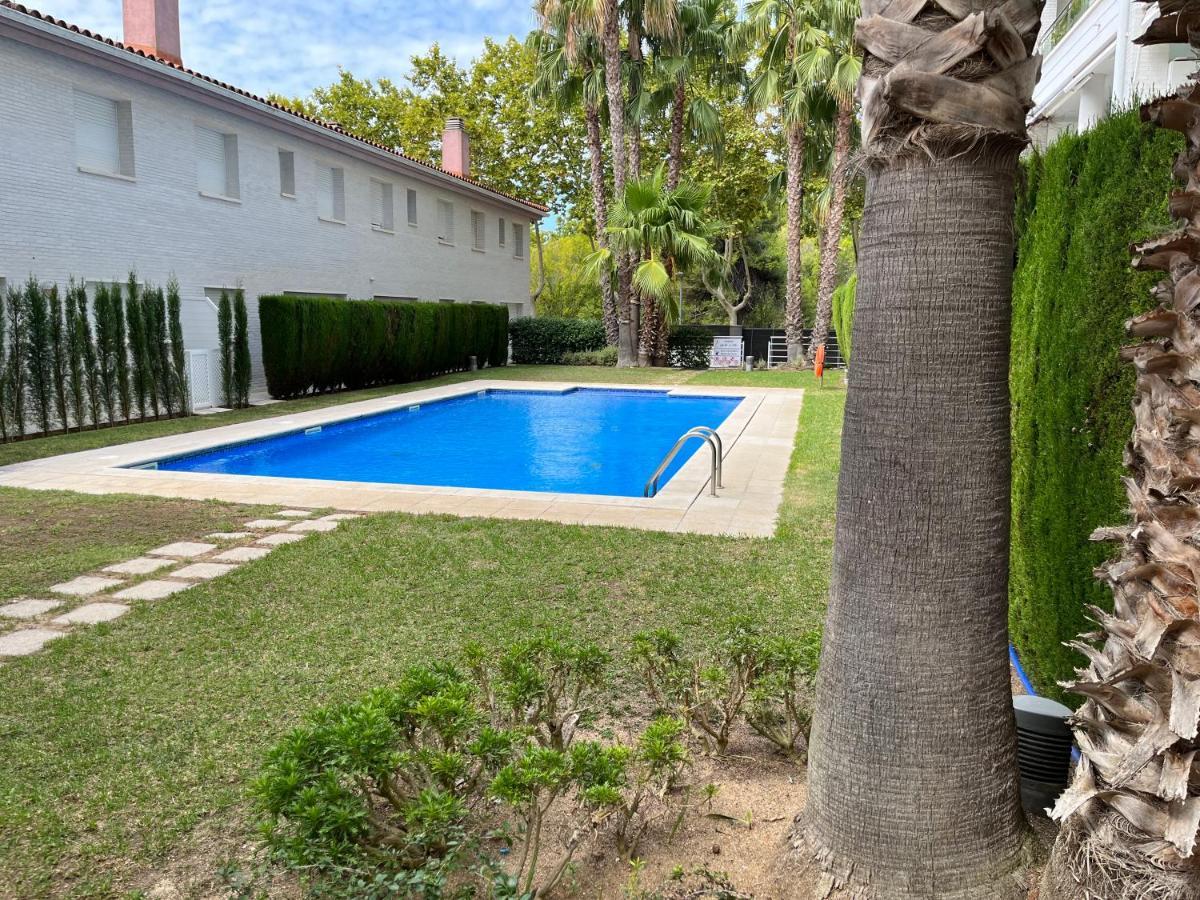 Amplio Apartamento Con Acceso Directo A Piscina Platja d'Aro Exterior photo